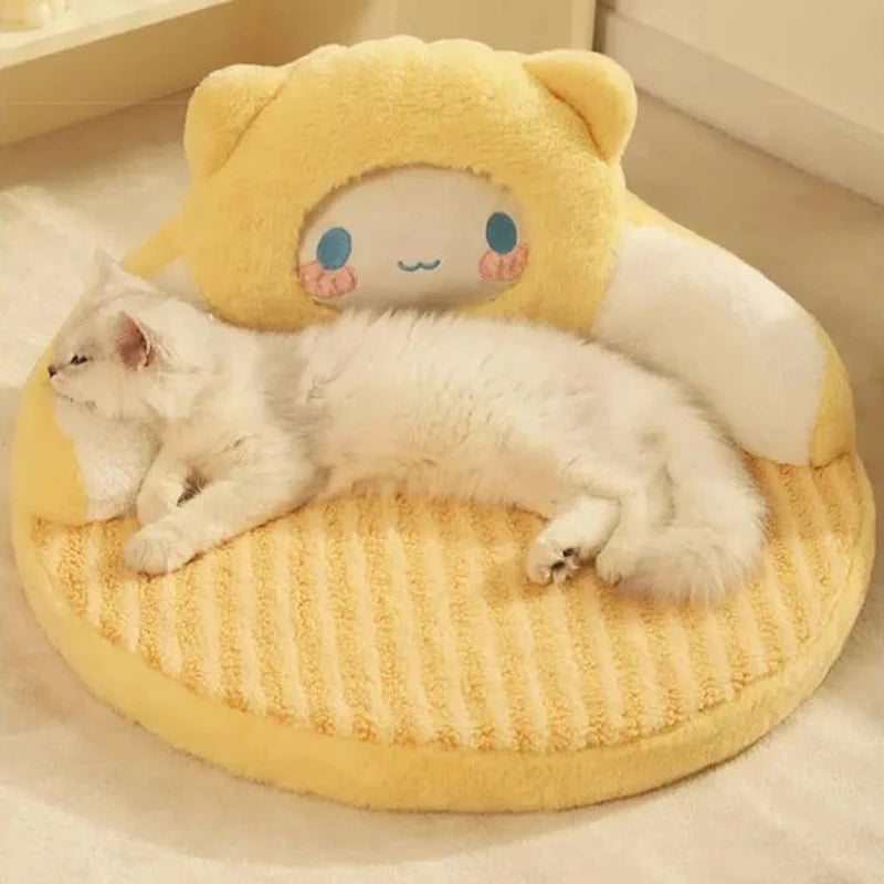 Fluffy Winter Cat Bed